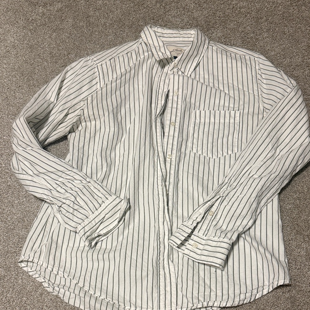 Universal Thread Men's Casual White and Black Striped Shirt